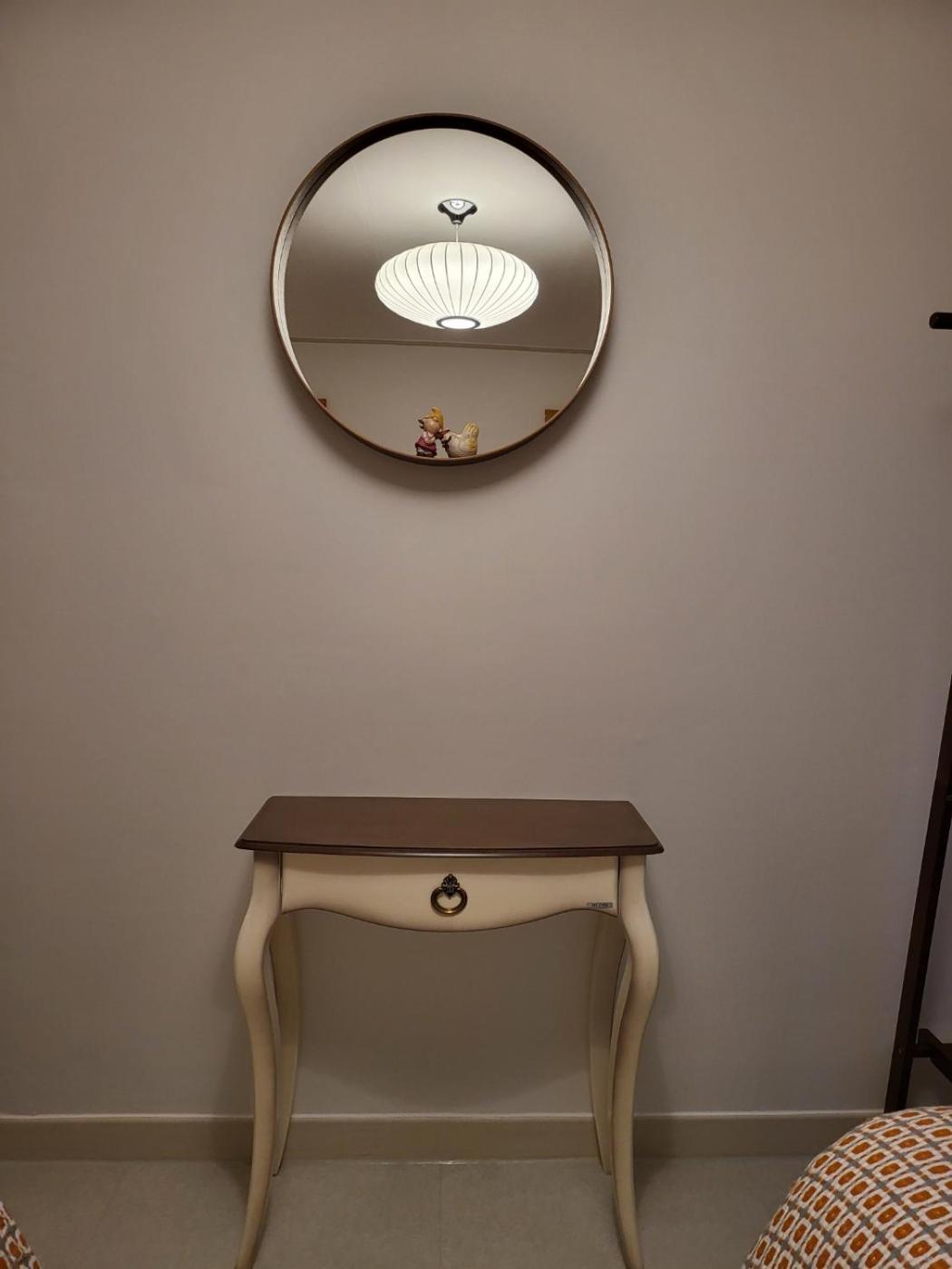 Soo Stay-4bed&double Room, Hongdae, Sinchon 10min Seoul