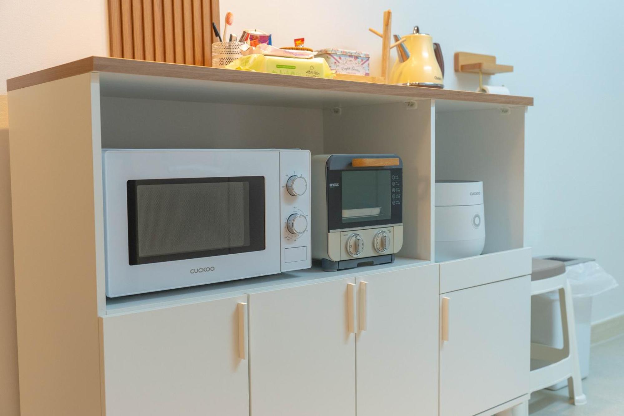 Soo Stay-4bed&double Room, Hongdae, Sinchon 10min Apartment Seoul