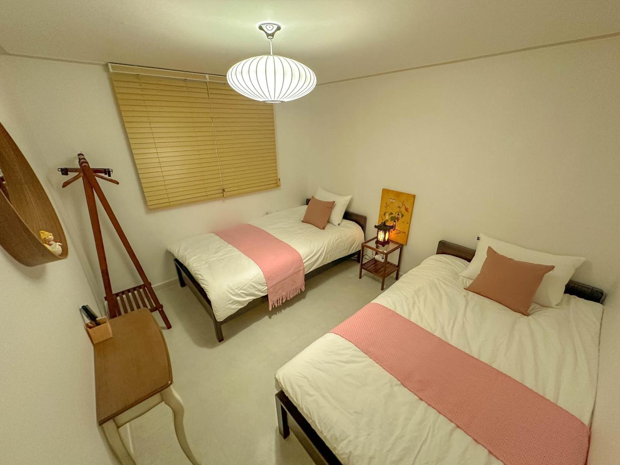 Soo Stay-4bed&double Room, Hongdae, Sinchon 10min 公寓 *